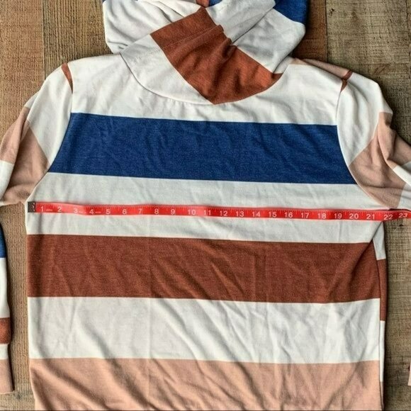 Fantastic Fawn women's size small striped long sleeve top with oversized hoodie - Picture 2 of 8